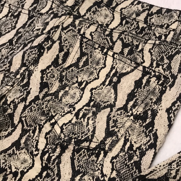 Wild Fable Snakeskin High Rise Skinny Jeans 2 - Picture 11 of 15
